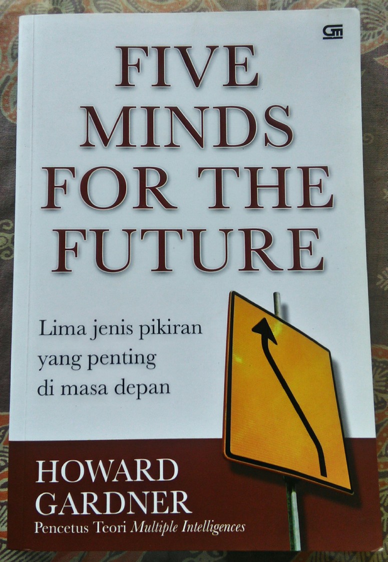 Buku psikologi Howard Gardner
